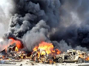 Esed güçleri Halep'i harabeye çevirdi!