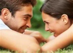 Eski aşkların fotoğrafı neden saklanır?