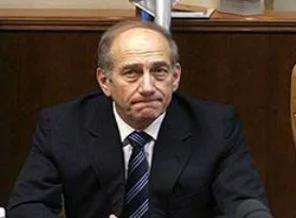 Eski İsrail Başbakanı suçlu bulundu