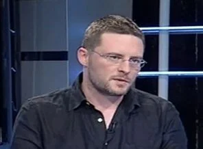 Eski yazarından Hürriyet'e 1 liralık dava