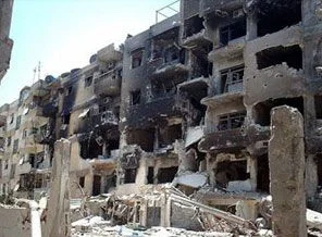 Halep'te helikopter kurşun yağdırdı