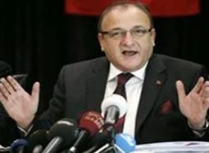'Hiç kimse mahkemeleri baskı altına almasın'