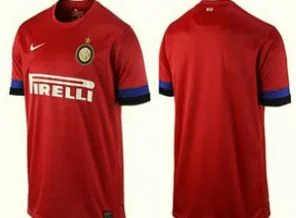 Inter taraftarını ayağa kaldıran forma