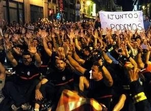 İspanya'da şimdi de işsizler sokaklarda