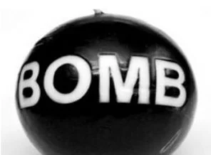 'İstihbarat merkezine bombalı saldırı'