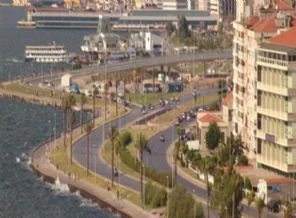 İzmir'de çöp konteynerlerine biyolojik arıtma