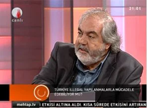 Liberallerden 'AK Parti demokrat mı?' kavgası...
