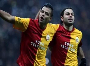 Melo için iki taraf da birbirinden haber bekliyor
