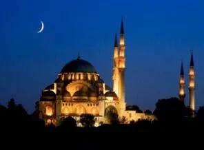 Muhafazakarlar Çamlıca camisini tartışıyor!