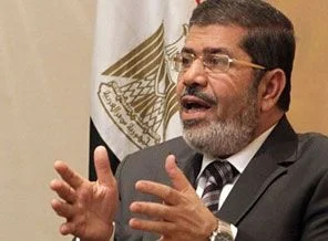 Mursi istişarelerde bulunacak