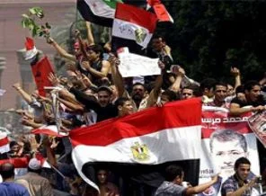 Mursi'ye ve askere destek gösterileri
