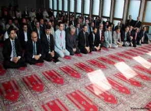 Müslümanlara eşitlik statüsü