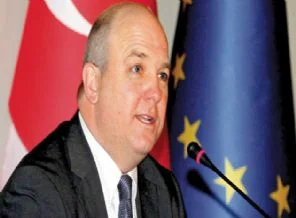 Müslümanları AB hedef gösteriyor