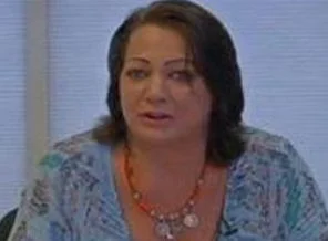 Ruhunu satıyor...