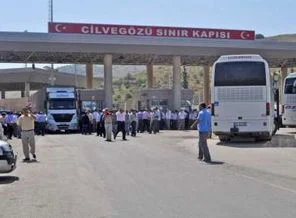 Suriye kapılarında geçişlere sınırlama getirildi