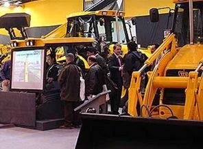 Türkiye'den Somali'ye 77 iş makinası