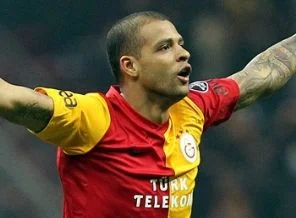 Twitter'dan açtı ağzını yumdu gözünü