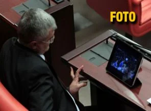Vekiller ÖYM'yi bıraktı, maça daldı