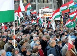 Avrupa Birliği'ne muhalif tepkiler büyüyor
