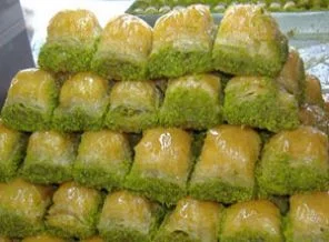 Baklavanın içinden bakın ne çıktı!