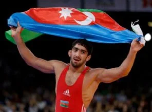 Bir altın madalya da Azerbaycan'a