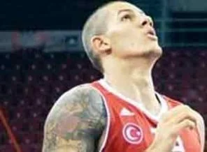 Biri uyudu, biri golü attı!