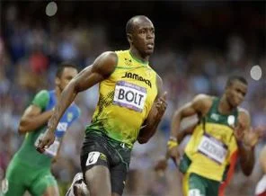 Bolt 200 metrenin de kralı