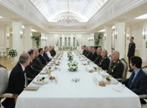 Cumhurbaşkanı Gül'den YAŞ üyelerine iftar