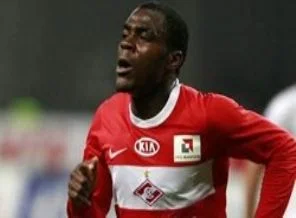 Emenike Türkiye'ye geldi