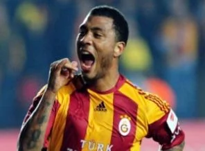 Galatasaray, Kazım'ı İngiltere'ye kiraladı