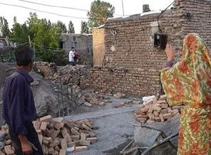 İran'da ikinci deprem!