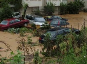 İstanbul'da sağanak yağmur Anadolu yakasında etkili oluyor