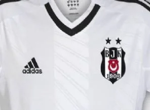 Kartal'ın beyaz forması Cuma günü satışta