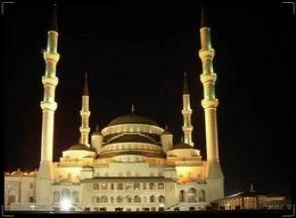 Kocatepe Camii ibadete açıldı