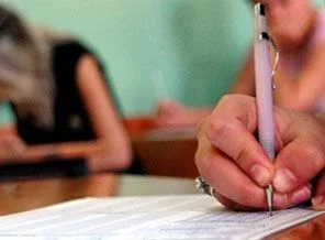 KPSS sürerken soruları yayımladılar