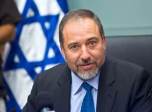 Liberman'dan Mursi'ye İsrail daveti