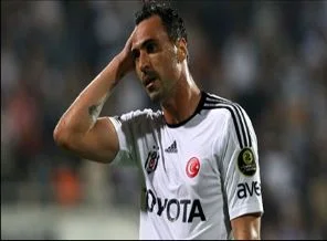 Menajerini çağırdı!
