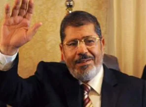 Mursi'den tutuklu gazetecilere büyük jest