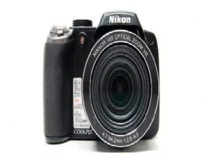 Nikon'dan Android'li fotoğraf makinesi