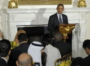 Obama Beyaz Saray'da iftar yemeği verdi!