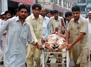 Pakistan'da silahlı saldırılar: 8 ölü