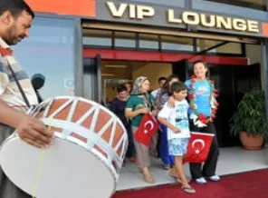 Şampiyona davullu zurnalı karşılama