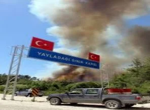 Sınırdaki yangın kısmen kontrol altında