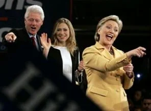 Siyasete 3. Clinton geliyor