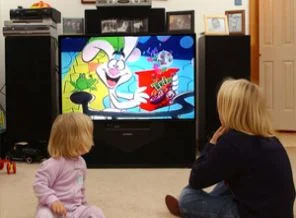 Televizyon minik hayatları karartıyor