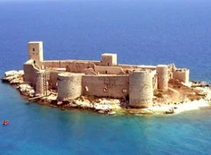 Turizm geliri 25 milyar doları aştı