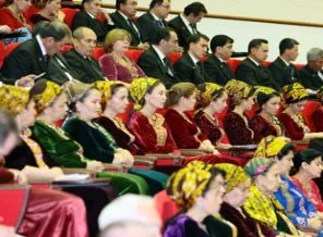 Türkmenistan'da çok partili sisteme geçildi