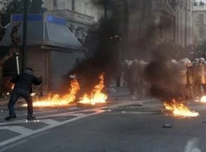Yunanistan'da aşırı solcu tehdit