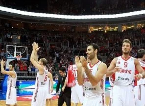 ''12 dev adam'' Avrupa'ya abone!