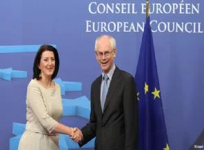 AB'nin Kosova ikilemi